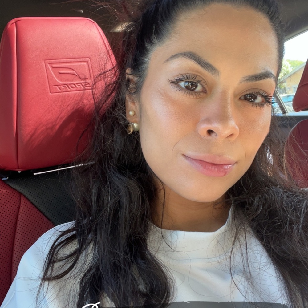 Meet your Posher, Stephanie